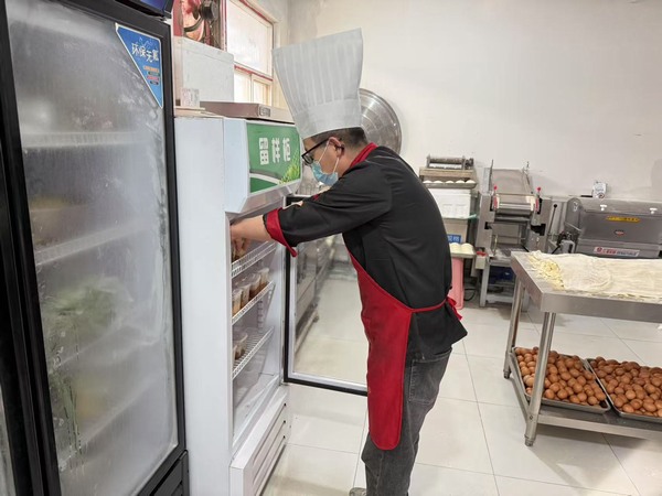 陜煤建設(shè)煤礦運營服務(wù)分公司：后勤保障再升級 職工幸福“滿格電”