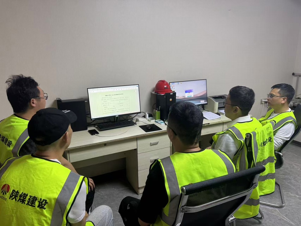 陜煤建設(shè)銅煤公司基層項(xiàng)目部：多舉措扎實(shí)推進(jìn)“安全生產(chǎn)月”活動見實(shí)效