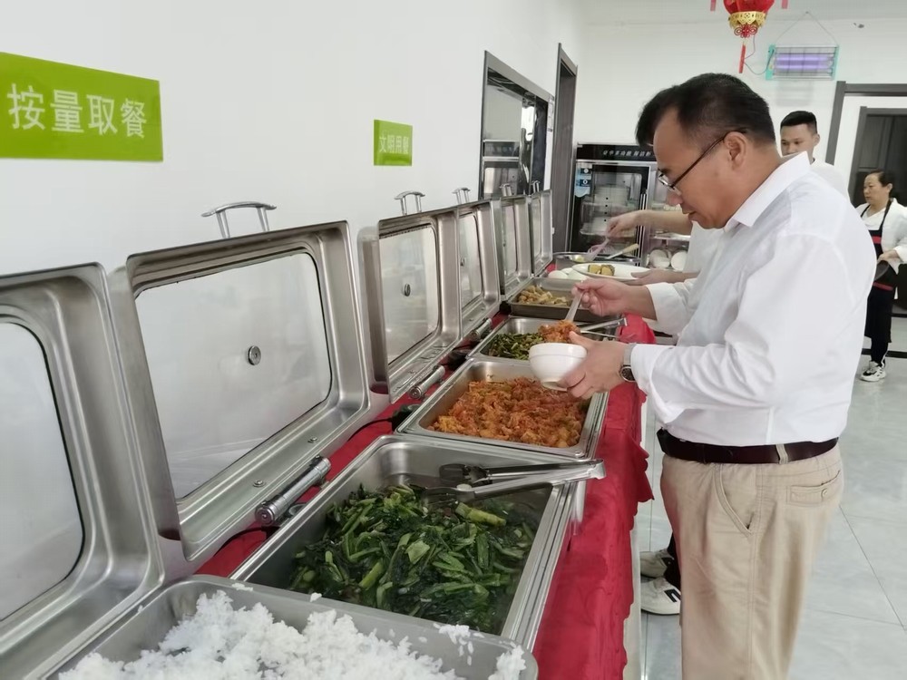 陜煤建設(shè)礦建三公司:從“舌尖”到“心間” 守護(hù)職工幸?！笔场肮?></div>
                                <div   id=