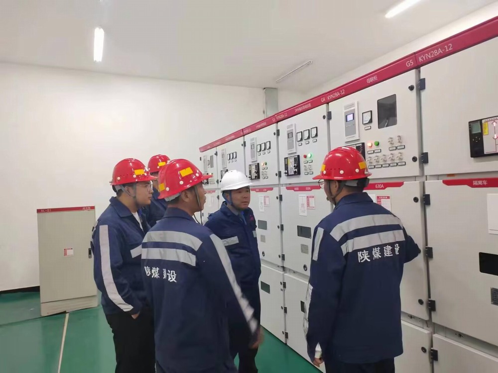 陜煤建設(shè)洗選煤運(yùn)營公司第一項目部：戰(zhàn)高溫保進(jìn)度，掀起大干熱潮