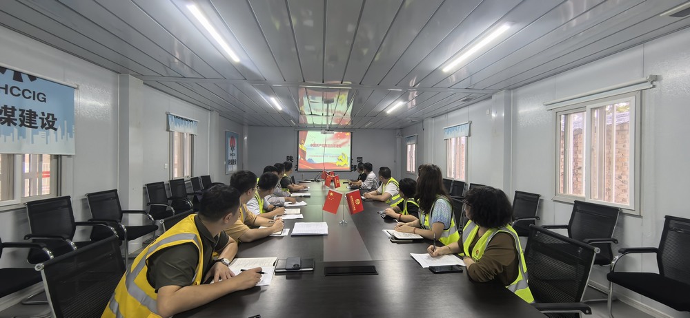 陜煤建設(shè)銅煤公司基層黨支部：主題黨日為項目建設(shè)“保駕護(hù)航”