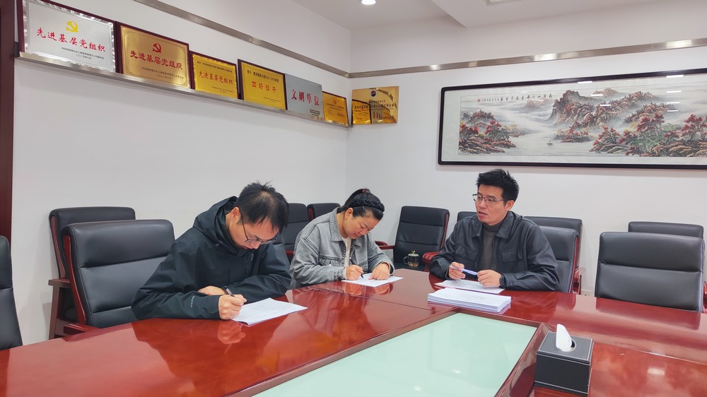 ?陜煤建設(shè)銅煤公司：深耕“干部畫(huà)像”工作，為高素質(zhì)隊(duì)伍建設(shè)注入強(qiáng)勁動(dòng)能