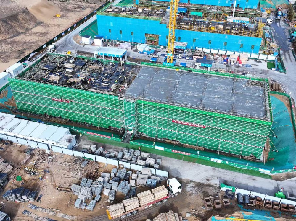 戰(zhàn)荒漠、搶節(jié)點！陜煤建設天工公司土建第五項目部以“鐵軍擔當”推進榆林化學二期建設