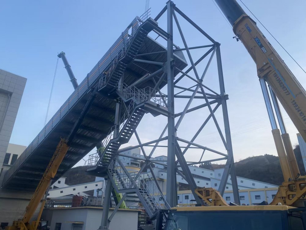 陜煤建設(shè)韓城分公司土建十一項(xiàng)目部：煤海筑廠忙節(jié)慶 攻堅(jiān)奮進(jìn)正當(dāng)時(shí)