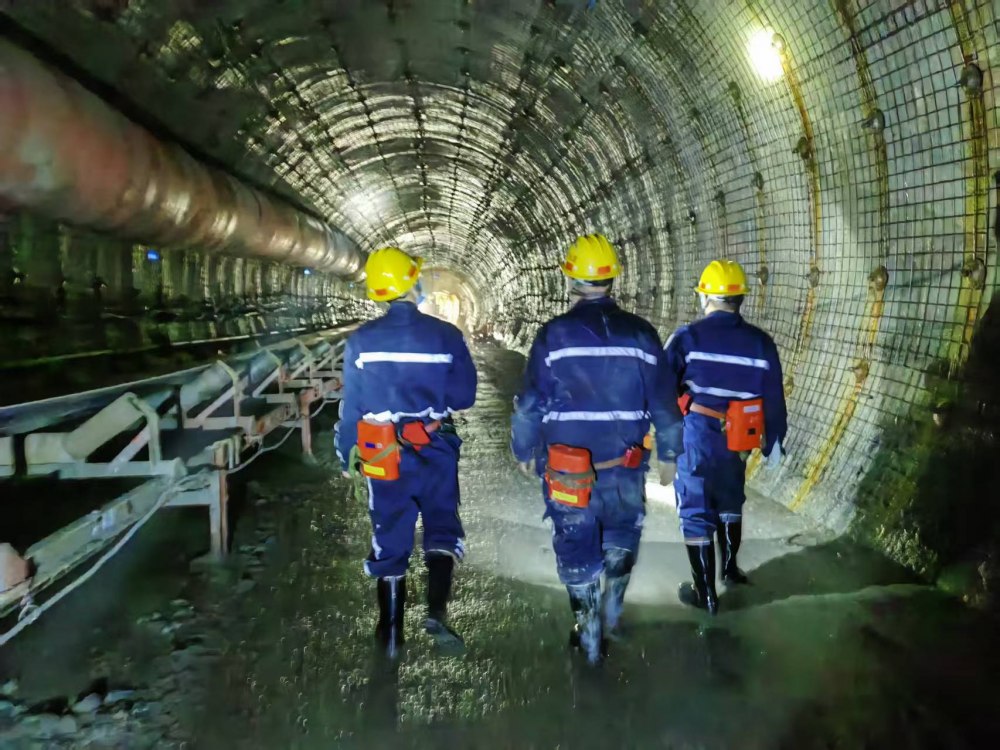 陜煤建設(shè)煤礦運(yùn)營(yíng)服務(wù)分公司：實(shí)干爭(zhēng)春早 奮進(jìn)開門紅