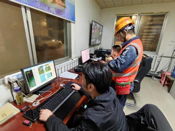 陜煤建設(shè)煤礦運(yùn)營服務(wù)分公司：聞令而動(dòng)護(hù)穩(wěn)定 全力以赴筑防線