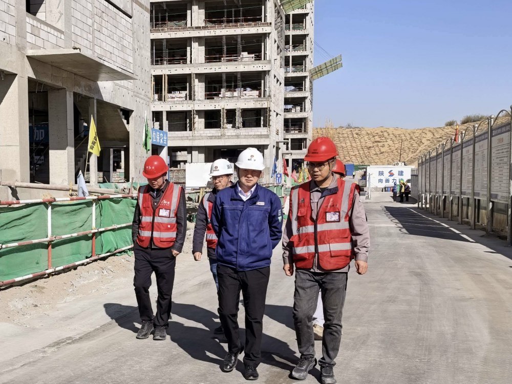 榆林化學副總經(jīng)理劉振虎深入陜煤建設天工公司基層項目部檢查指導工作