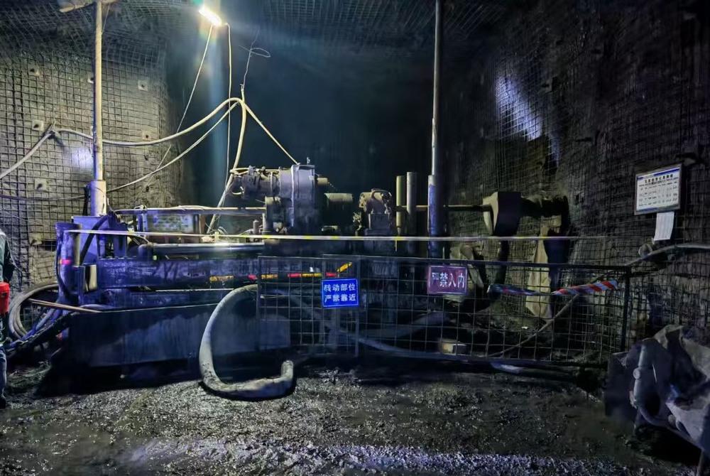 陜煤建設(shè)礦建二公司郭家灘項目部為安全掘進(jìn)裝上 “智慧天眼”