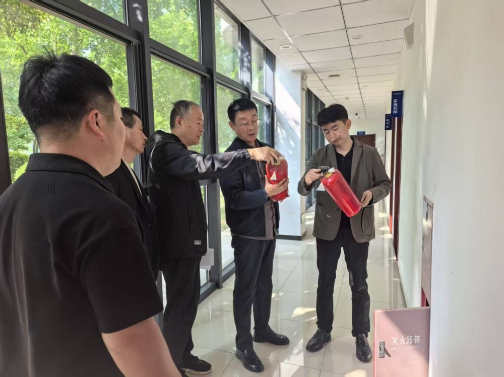 陜煤建設(shè)川耀（空港、智慧泊車）公司：筑牢安全防線   護(hù)航平安五一