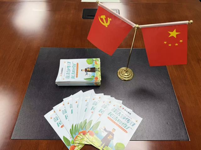 陜煤建設(shè)市場開發(fā)分公司扎實開展法制宣傳月系列學(xué)習(xí)活動