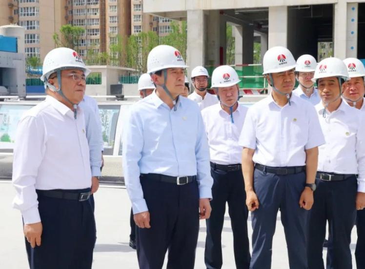 張文琪到建設(shè)集團(tuán)調(diào)研